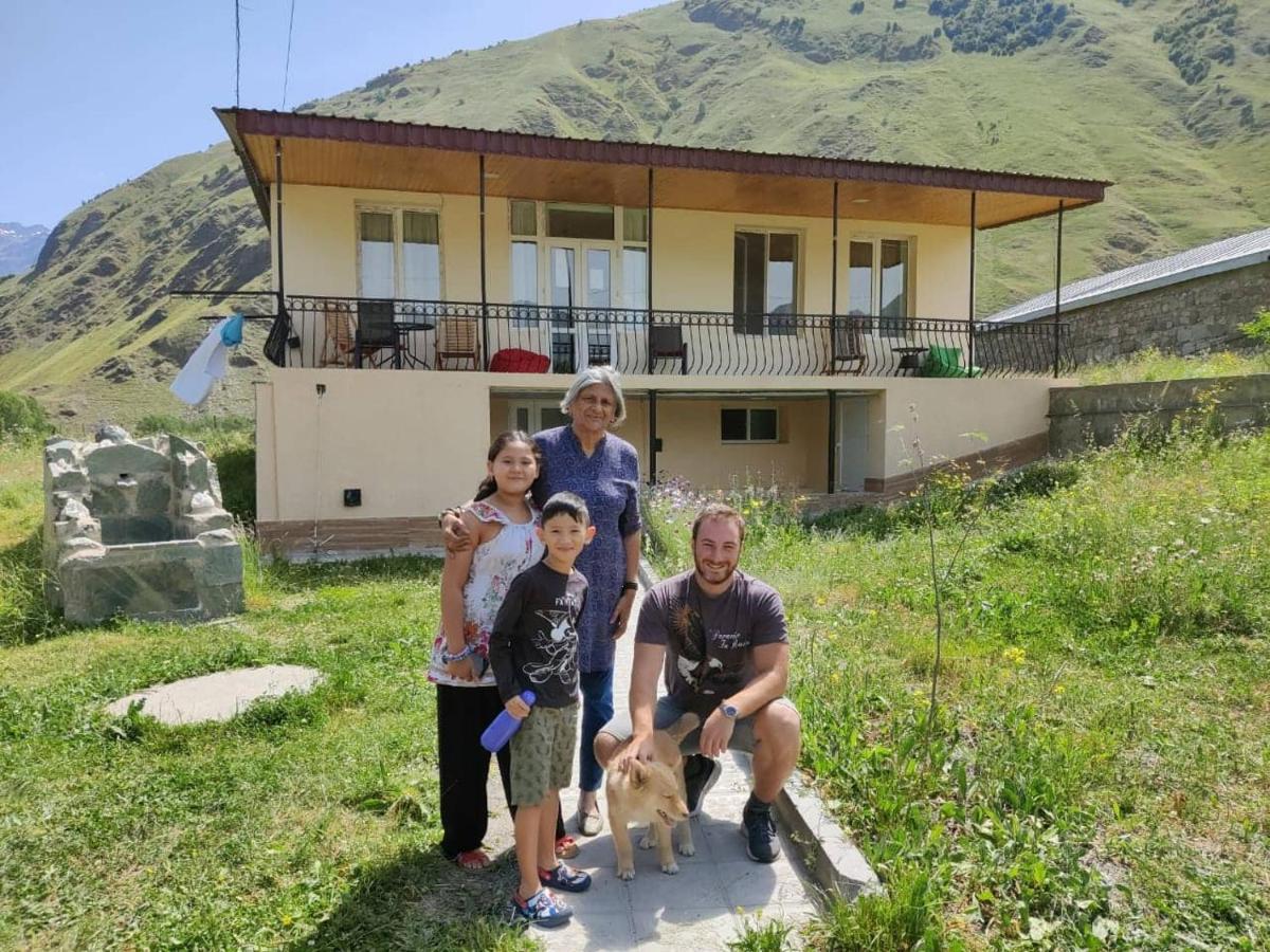 Cozy Hotel Kazbegi المظهر الخارجي الصورة